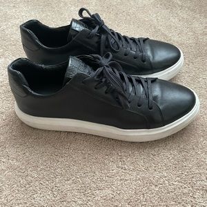 Men’s Dress Sneakers